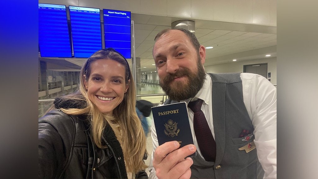 Hero Flight Attendant Saves Couple’s Honeymoon After Devastated Woman Forgot Her Passport